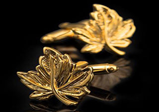 Gold maple leaf cufflinks